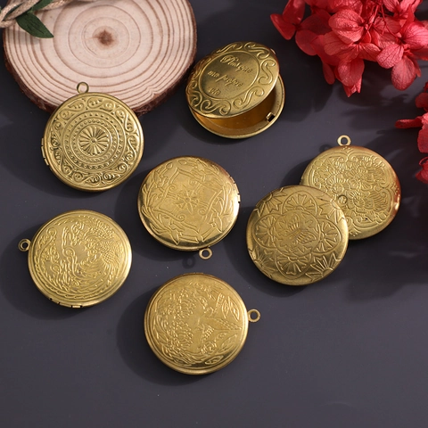 Colgante De Relicario Redondo Vintage De Cobre Dorado Antiguo Marco De Fotos Con Relieve Para Joyería DIY