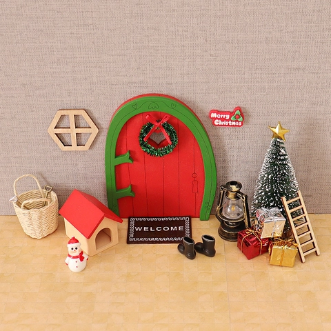 Miniature Christmas Decorations Dollhouse Accessories Wood Resin Plastic Ornaments DIY Micro Landscape Snow Scene Festive Decor