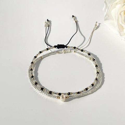 Bracciale Di Perline Minimalista Con Perla Artificial D'acqua Dolce E Perline Di Vetro Spinello Nero Gioielli Regolabili Donna