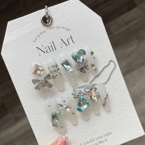Press On Nails Luxury White Artificial Pearl Handmade 3D Heart Blue Crystal Alloy Bow Rhinestone Elegant Long Fingernails For Women