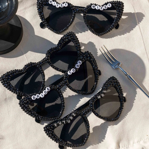 Heart Shaped Sunglasses With Bride To Be Wifey Future Mrs Beaded Letters For Bachelorette Party Plastic Wedding Decor