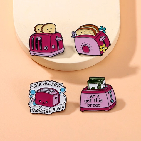 Broche de Tostadora Rosa de Esmalte Dibujos Animados Pan Comida Dinero Flor Insignia de Metal para Mochila Ropa Mujer Hombre Regalo