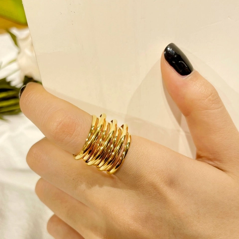Bague Enroulée Multi-couches en Acier Inoxydable pour Femme Minimaliste Anneau Simple Ajouré Bague Géométrique Plaqué Or Bijoux