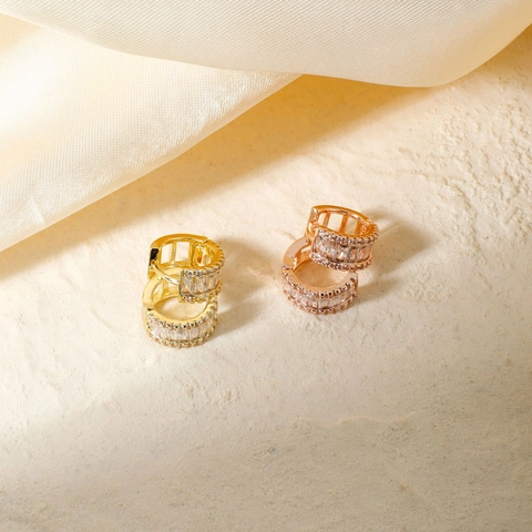 Elegante Kupfer Mikro-Pave Zirkonia Creolen Für Damen Kleine Zierliche Geometrische Runde Ohrringe Täglicher Vielseitiger Schmuck
