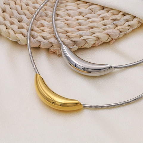 Stainless Steel Curved Tube Pendant Necklace Minimalist Snake Bone Chain Gold Silver Plated Chic Choker For Women