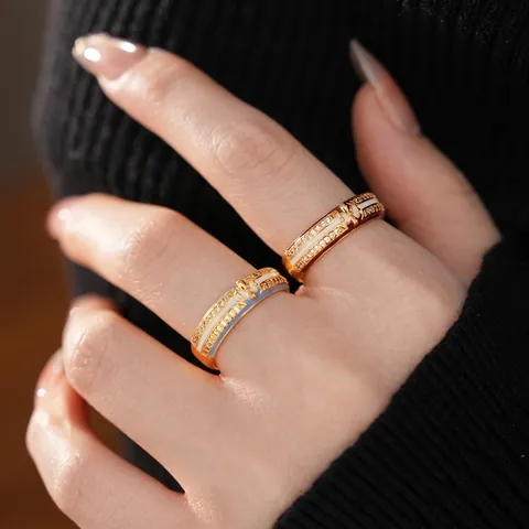 Anillo Abierto Esmalte Vintage Ajustable Cobre Chapado Oro 18K Circonita Fleur De Lis Estilo Corte Joyería Mujeres
