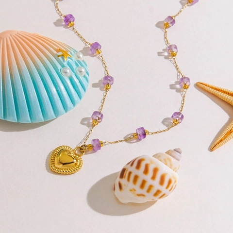 Collar con Colgante de Corazón de Acero Inoxidable para Mujer Bañado en Oro con Cuentas de Cristal Púrpura Joyería
