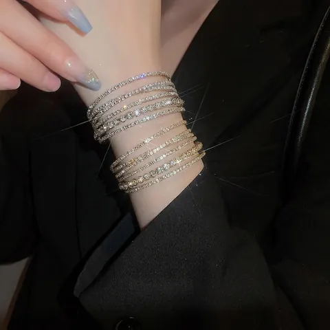 Geometrisches Mehrlagiges Offenes Manschettenarmband Kupfer Mikro Pavé Strass Exquisites Luxus Elegantes Modejuwelier Damen