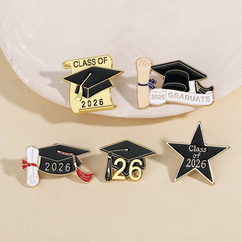 Graduation Brooch Alloy Enamel Class Of 2025 2026 Graduate Cap Commemorative Badge Souvenir Gift For Students