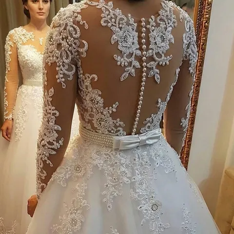 Elegant Long Sleeve Lace Wedding Dress Cathedral Train Beaded Mesh Bridal Gown White Ball Gown Ceremony