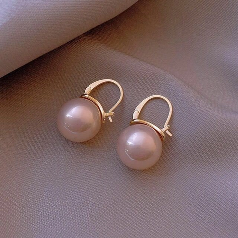 Vintage Elegant Round Imitation Artificial Pearl Drop Earrings Alloy Lever Back Minimalist Jewelry For Women Commute