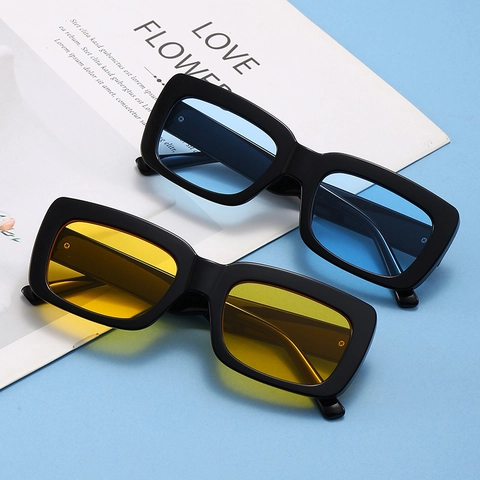 Square Bold Sunglasses PC Frame AC Lens UV400 Protection Retro Vintage Fashion Trendy Eyewear With Metal Studs Women Men