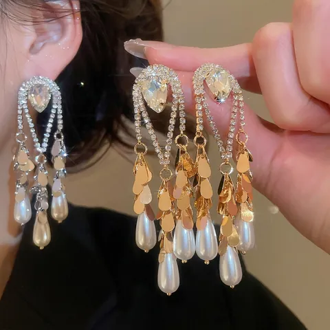 Eleganti Orecchini Lunghi A Nappa Con Strass E Imitazione Künstliche Perle A Goccia Con Perno In Argento Stile Retrò Lusso