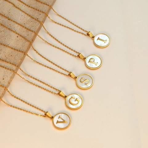 Initial Letter Pendant Necklace Stainless Steel Round Shell Disc 18K Gold Plated Alphabet Jewelry For Women