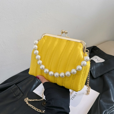 Pleated Quilted Shell Shoulder Bag PU Leather Artificial Pearl Handle Metal Chain Kiss Lock Crossbody Handbag Vintage Style For Women