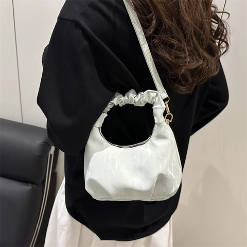Bolso Hobo Vintage Para Mujer Cuero PU Asa Fruncida Scrunchie Nube Media Luna Bolso De Hombro Cruzado Moda Simple