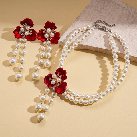 Collana Di Künstliche Perle Doppio Strato Retrò E Orecchini Nappa Fiore Rosso Con Perno In Argento Lega Rhinestone Smalto