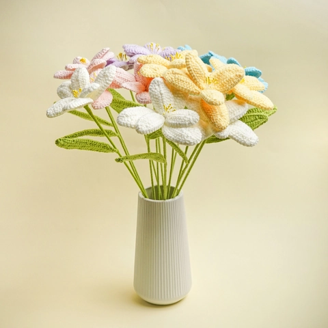 Handmade Crochet Tulip Flower Artificial Woolen Yarn Knitted Bouquet For Home Table Decor Aesthetic Floral Gift