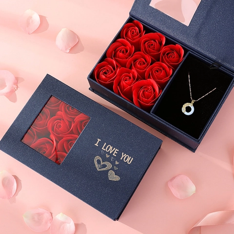 Jewelry Gift Box With Soap Roses And Heart Pendant Necklace Earrings Ring Romantic Valentine Anniversary Present Paper Packaging Bag