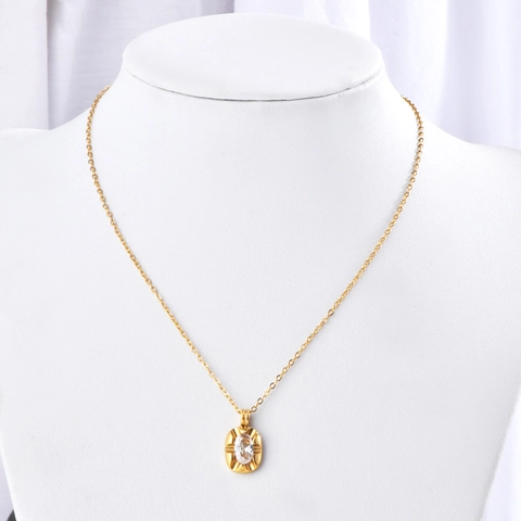 Vintage Irregular Oval Pendant Necklace For Women Titanium Steel Gold Plated Minimalist Chic Rhinestone Clavicle Chain Jewelry