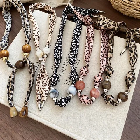 Vintage Leopard Print Stoff Schal Halskette Mit Acrylperlen Legierung Akzenten Bohemian Schmuck Für Damen