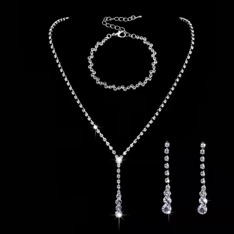 Elegant Strass Schmuckset Für Damen Versilbert Herz Wassertropfen Halskette Ohrringe Armband Ring Braut Hochzeit Party Zubehör