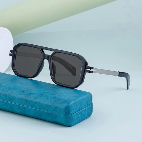 Square Frame Polarized Sunglasses For Men UV400 Protection PC Frame TAC Lens Double Bridge Driving