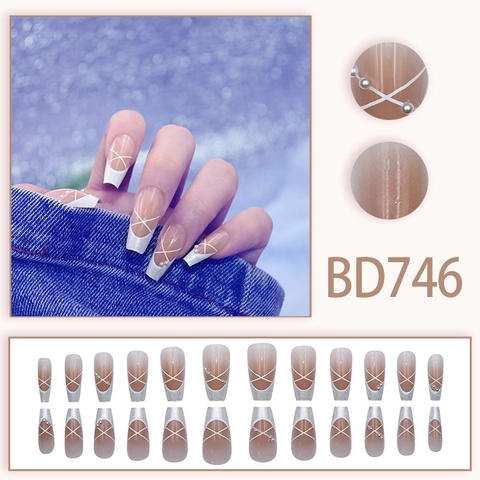 Französische Lange Sargnägel Zum Aufdrücken Weißes Linienband-Design Mit Künstliche Perle Eleganter Verlauf Nacktes Rosa Ballett-Stil
