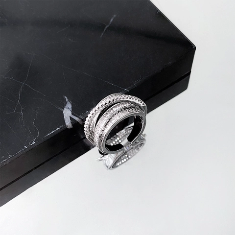 Bague En Cuivre Zircon Multicouche Croisée Design Ajustable Ouverte Luxe Léger Style Coréen Pour Femmes