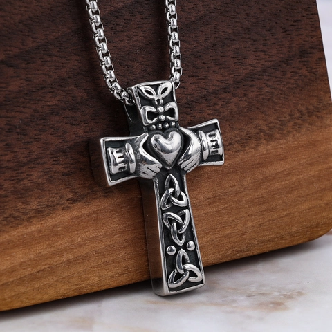 Collana Con Pendente A Croce Nodo Celtico Acciaio Inossidabile Claddagh Cuore Mani Corona Gioielli Religiosi Retro Irlandesi