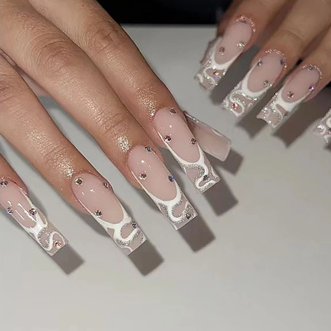 Uñas Postizas Largas De Ataúd Con Diamantes De Imitación Purpurina Puntas Francesas Blancas Manicura Elegante
