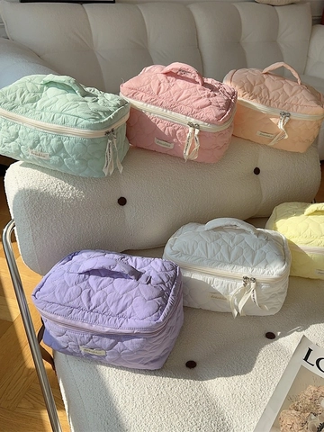 Heart Quilted Makeup Bag Large Capacity Portable Cotton Fabric Toiletry Case For Travel Storage Handheld Organizer