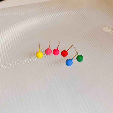 Pendientes De Botón Con Bola Redonda De Colores Aleación Con Poste De Plata De Ley 925 Minimalista Color Caramelo Para Mujer