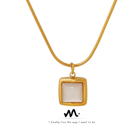 Collana Con Pendente Quadrato In Madreperla Vintage Francese Acciaio Al Titanio Placcato Oro 18K Catena A Serpente Gioielli