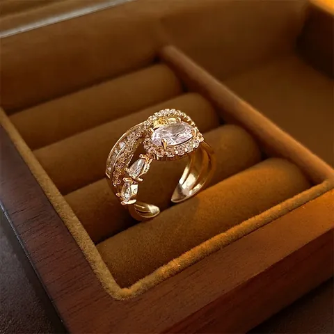 Anillo Abierto Cruzado Multicapa Con Circón Ovalado Cobre Chapado En Oro Ajustable Joyería Elegante Para Mujer Moda
