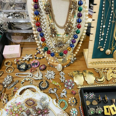Orecchini Vintage Gioielli Barocchi Retrò Rame Con Perno In Argento Smalto Perla Artificial Fiore Design Di Lusso Francese Elegante