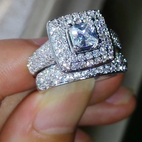 Anillo De Compromiso De Circón Cuadrado Corte Princesa Y Banda De Pavé Para Mujer Cobre Color Plata Joyería Nupcial