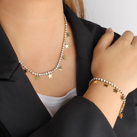 Ensemble de Bijoux en Acier Inoxydable Plaque Or Avec Pendentif Etoile en Strass Collier Bracelet pour Femmes Mode