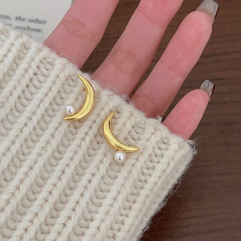 Orecchini a Bottone con Luna e Perle in Argento Sterling 925 per Donna Minimalisti Placcati in Oro 18K Perla d'Acqua Dolce