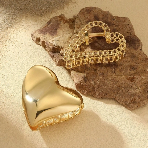 Elegant Heart Metal Hair Claw Clips Strong Grip Gold Hollow Shark Hair Clips For Women Hair Accessories Styling