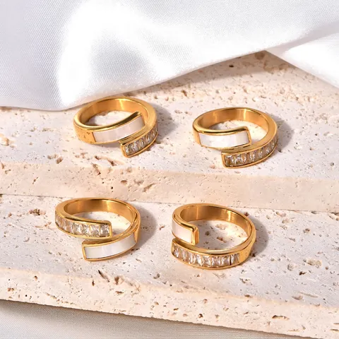 18K Gold Plated Titanium Steel Open Ring For Women Elegant White Shell Inlaid Rhinestone Geometric Finger Ring Fashion Jewelry