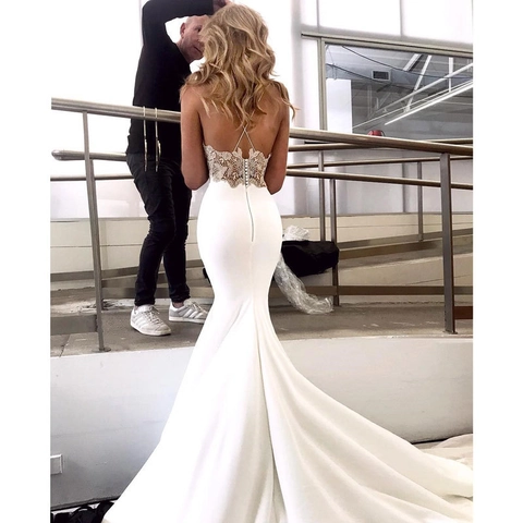 Elegantes Hochzeitskleid Meerjungfrau Weiß Spitze Patchwork Tiefer V-Ausschnitt Rückenfrei Ärmellos Satin Brautkleid Für Damen