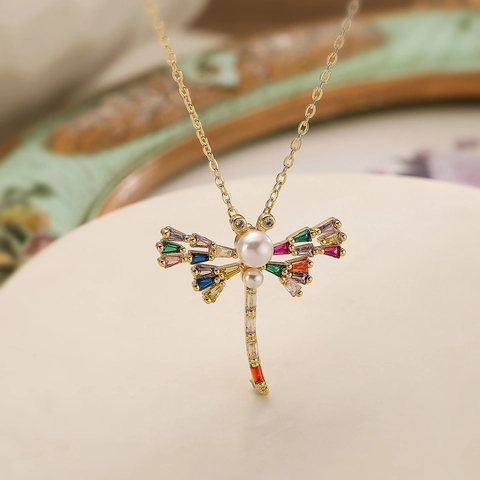 Collana Con Ciondolo A Libellula Rame Placcato Oro Zirconia Perla Artificial Sintetica Gioielli Eleganti Per Donna