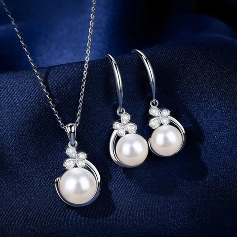Set di Gioielli Farfalla con Perle Artificiali Collana Orecchini Lega Strass Fiore Ciondolo Donna Versatile Eleganti Gioielli