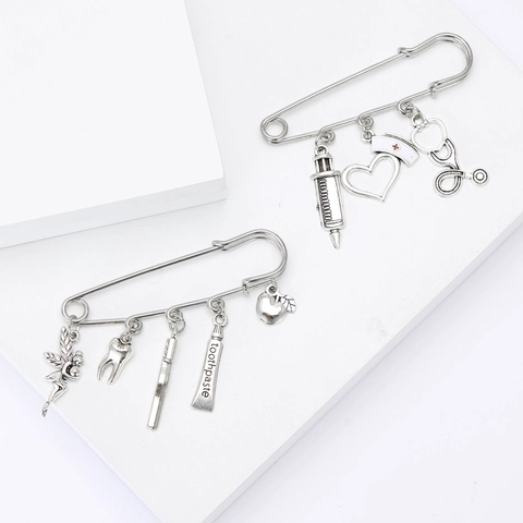 Medical Dental Theme Alloy Brooch Pin For Women Nurse Doctor Dentist Gift Jewelry With Syringe Stethoscope Tooth Charms