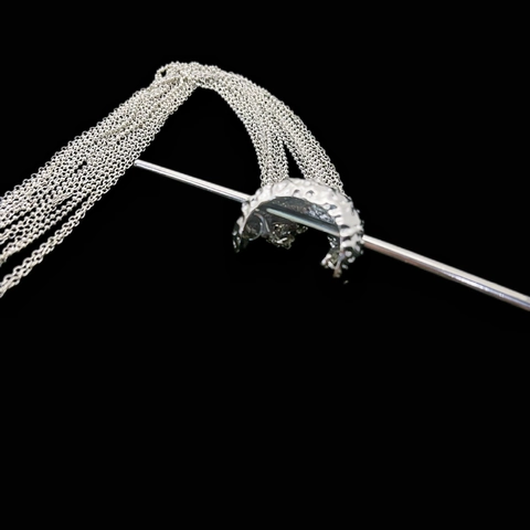 Pasador De Pelo Con Borla Larga Aleación Metal Plateado Textura Martillada Horquilla Hueca Accesorio Retro Elegante Para Mujeres