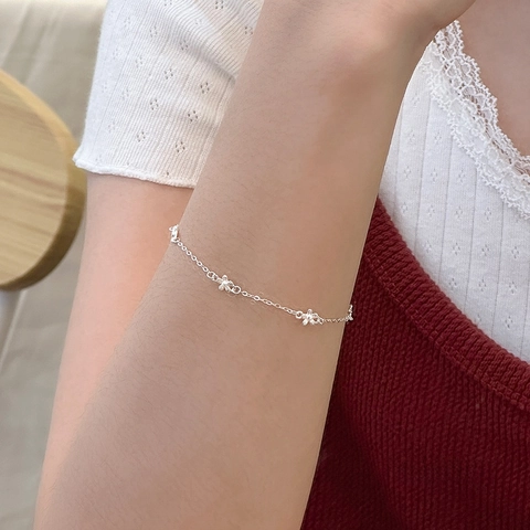 Pulsera de Flores de Plata de Ley S925 para Mujer Estilo Bosque Fresco Dulce Minimalista Joyería Floral Cadena de Muñeca Ajustable Regalo