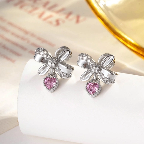 Boucle D'oreille De Cartilage En Acier Titane Cuivre Noeud Coeur Avec Zircon Rose Et Strass Piercing Dos Plat Vissé