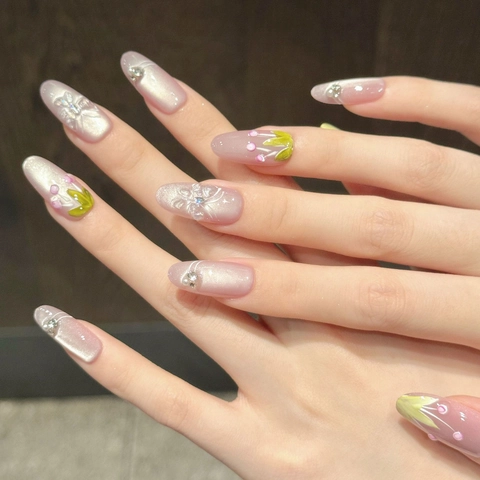 Uñas Postizas Hechas A Mano Tulipán Púrpura Mariposa 3D Ojo De Gato Brillantes Perlas Artificiales Diamantes Imitación Uñas