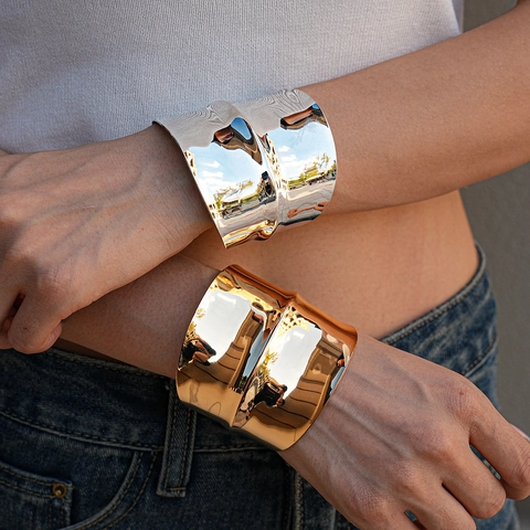 Brazalete Ancho Irregular De Metal Con Patrón De Ondas Pulido Espejo Joyería Minimalista Para Mujer